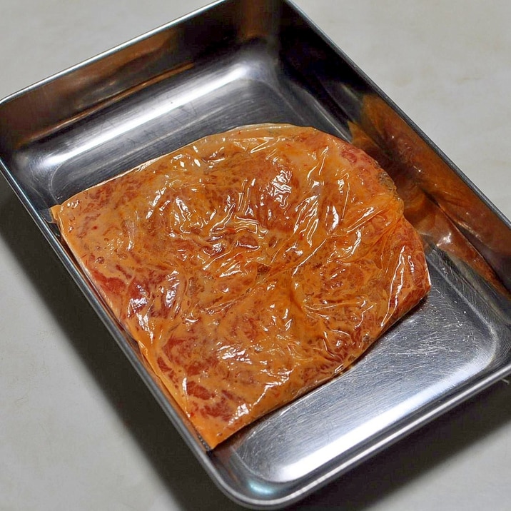 下味冷凍◇豚薄切り肉のピリ辛マヨネーズ漬け
